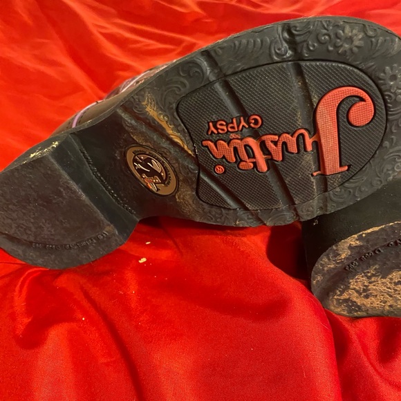 Justin boots. Size 7 b. in great condition hardly worn. - Picture 3 of 7